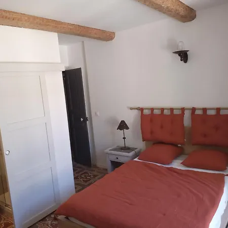 La Rose Des Vents Apartamento Le Pouget Exterior foto