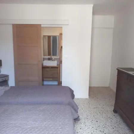 La Rose Des Vents Apartamento Le Pouget Exterior foto